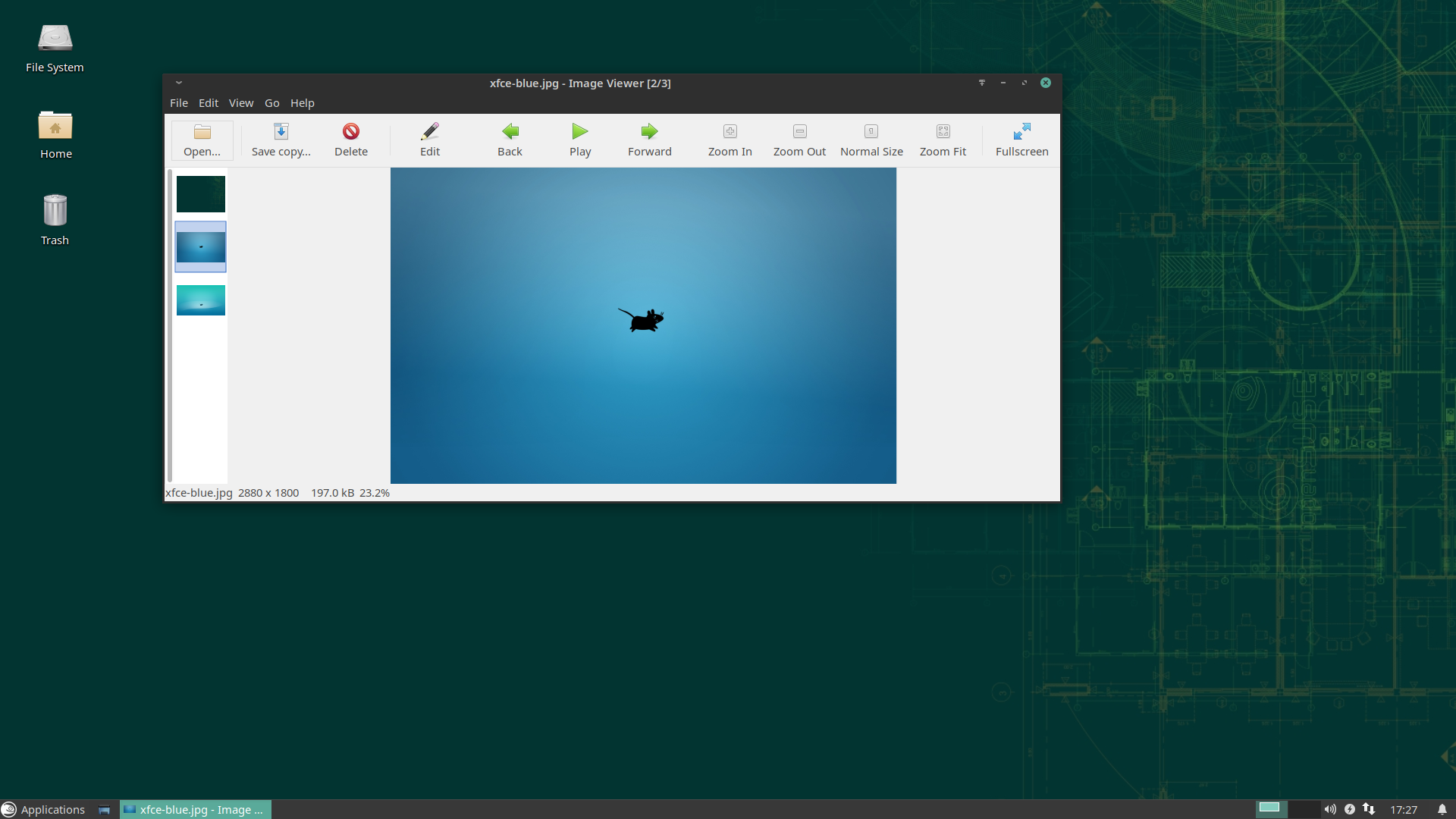 Screenshot Leap-15.1-Xfce ristretto.png